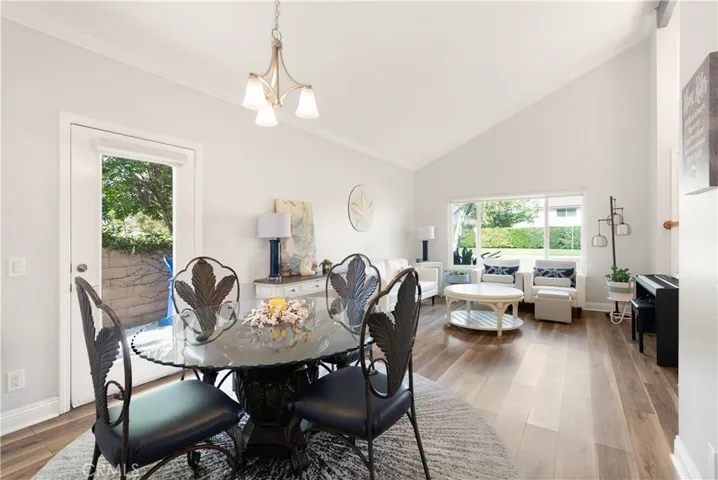 22952 Cedarspring, Lake Forest, California 92630