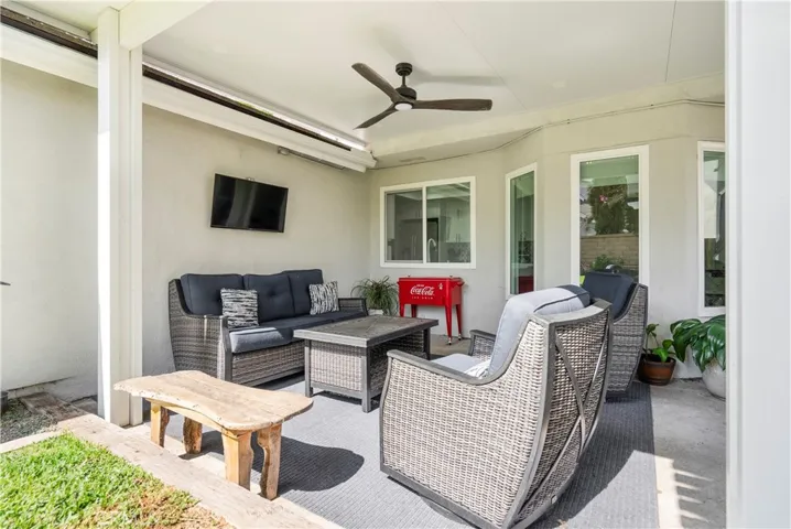 22952 Cedarspring, Lake Forest, California 92630