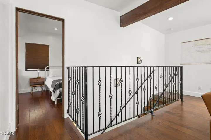 26-web-or-mls-UpmarketMedia_128Cam-66