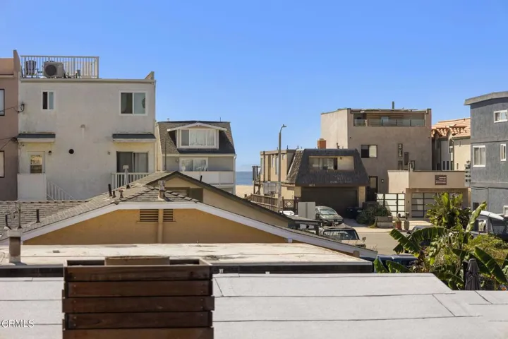 37-web-or-mls-UpmarketMedia_128Cam-107