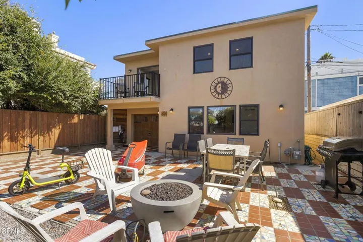 6-web-or-mls-UpmarketMedia_128Cam-128