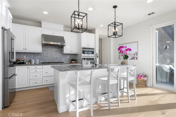 132 Laceflower, Irvine, California 92618