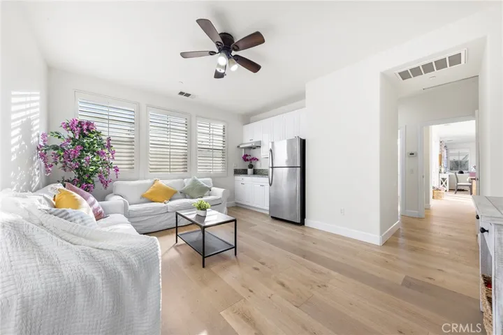 132 Laceflower, Irvine, California 92618