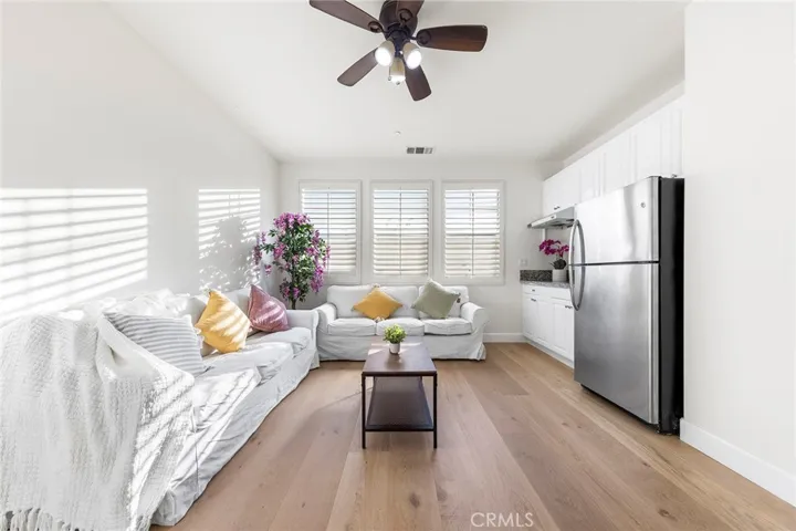 132 Laceflower, Irvine, California 92618