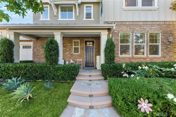 132 Laceflower, Irvine, California 92618