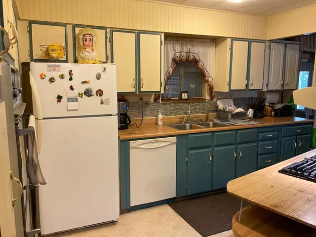275 Burnett Avenue, Morgan Hill, California 95037
