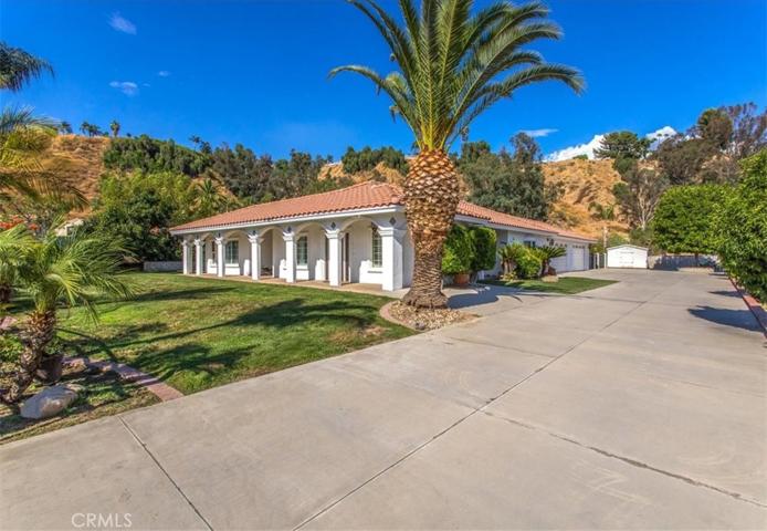 6945 Browning Road, Highland, California 92346