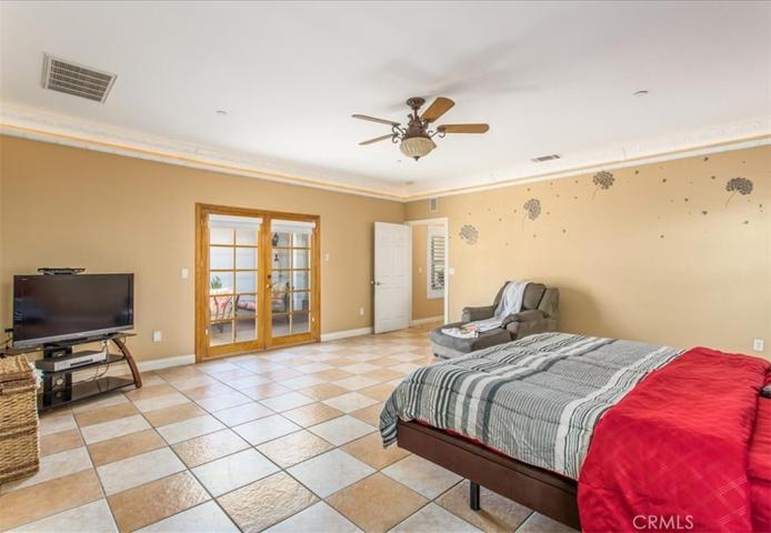 6945 Browning Road, Highland, California 92346