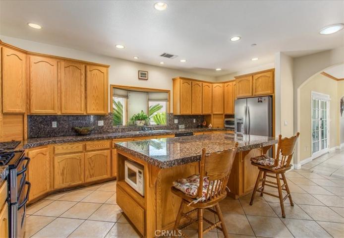 6945 Browning Road, Highland, California 92346