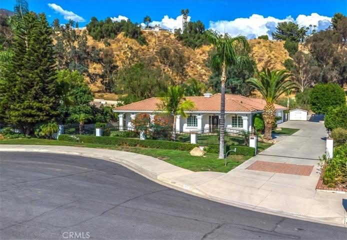 6945 Browning Road, Highland, California 92346