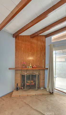 Who doesn't love the warmth of a fireplace on those cold winter nights?