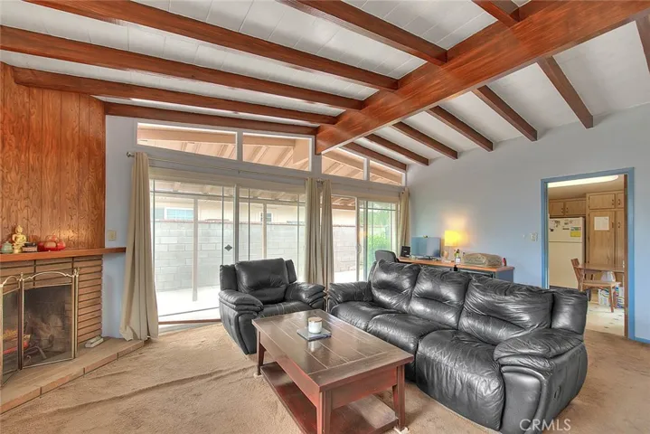 392 W 8th Street, Upland, California 91786