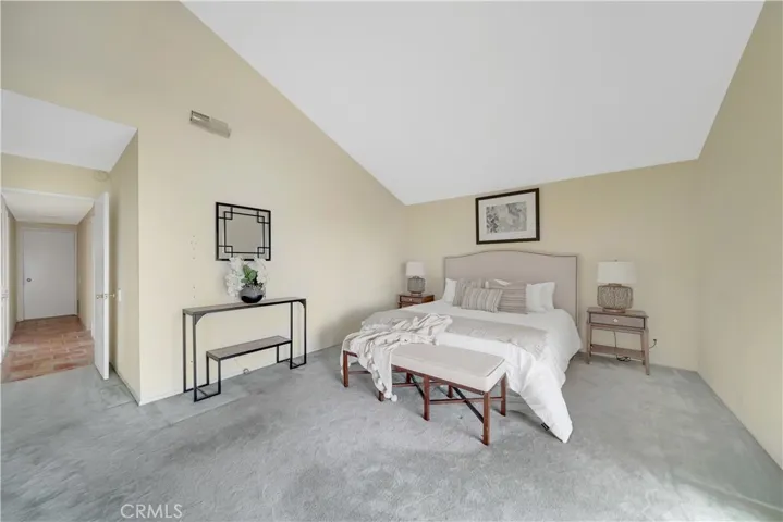 Master has lots of room.