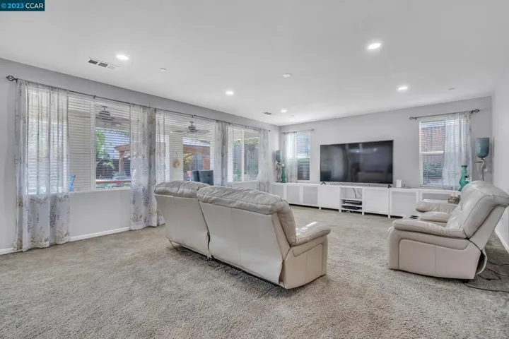 2847 Romora Bay Dr, Pittsburg, California 94565
