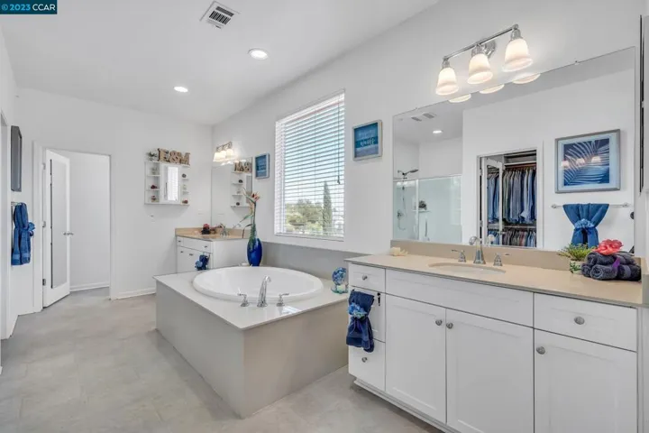 2847 Romora Bay Dr, Pittsburg, California 94565