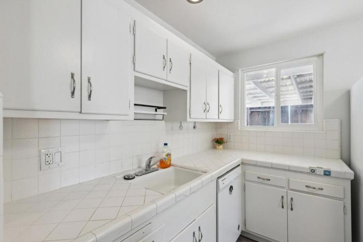 139 Price Way, Folsom, California 95630