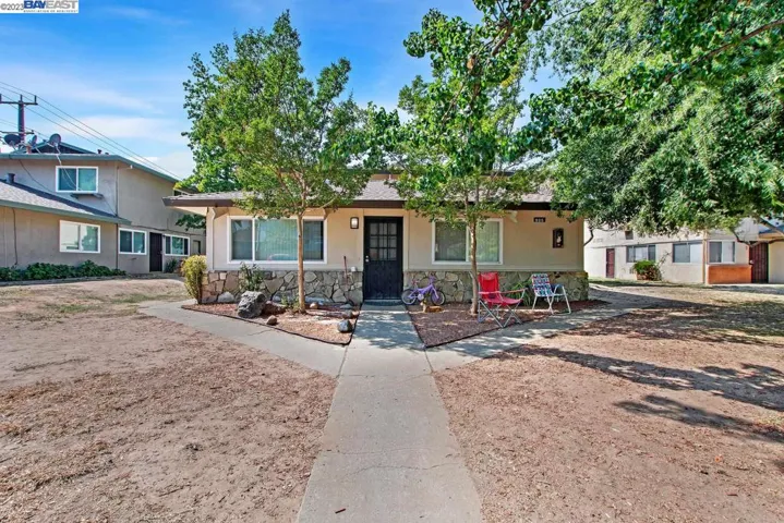 905 Carro Dr, Sacramento, California 95825