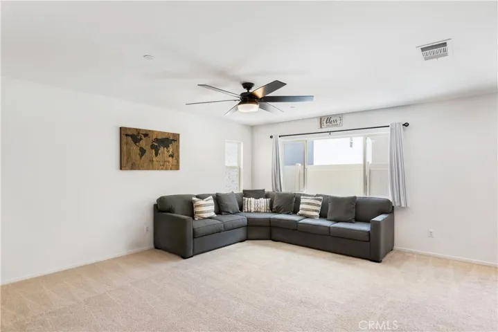 32925 Middlegate Place, Lake Elsinore, California 92530