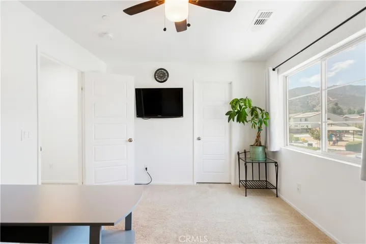32925 Middlegate Place, Lake Elsinore, California 92530