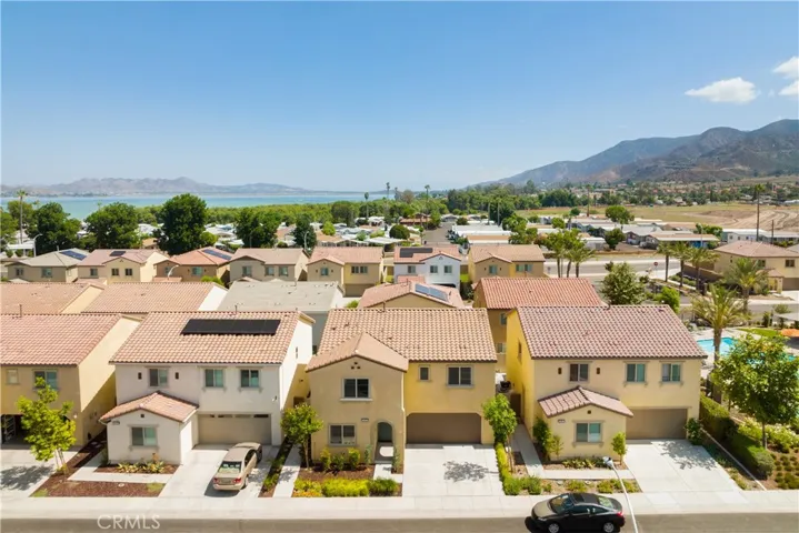 32925 Middlegate Place, Lake Elsinore, California 92530