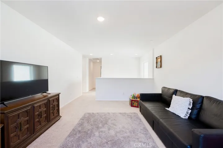 32925 Middlegate Place, Lake Elsinore, California 92530