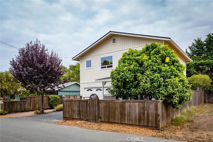 2138 Wilton Drive, Cambria, California 93428