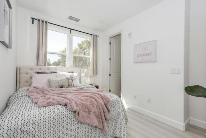 2043 Atlas Loop, Mountain View, California 94043