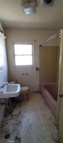 1042 Newhill Street, Glendora, California 91741