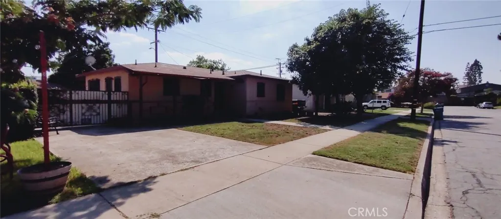 1042 Newhill Street, Glendora, California 91741