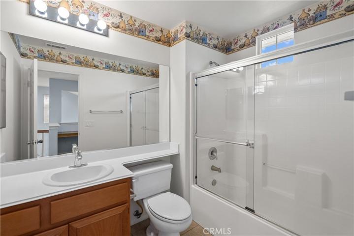 17606 Gladesworth Lane, Canyon Country, California 91387