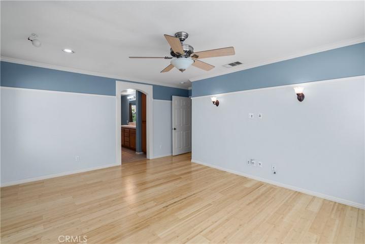17606 Gladesworth Lane, Canyon Country, California 91387