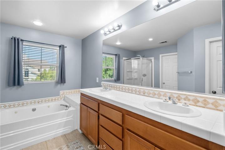 17606 Gladesworth Lane, Canyon Country, California 91387