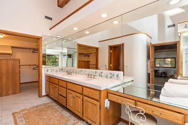 251 N Eureka Drive, Big Bear, California 92315