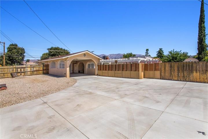 221 E County Line, Calimesa, California 92320
