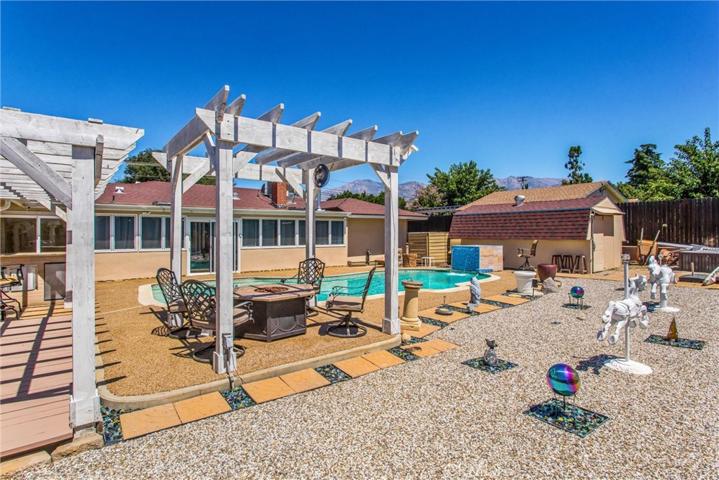 221 E County Line, Calimesa, California 92320