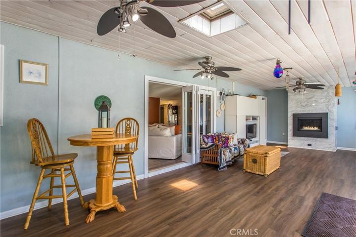 Sun Room/Enclosed Patio