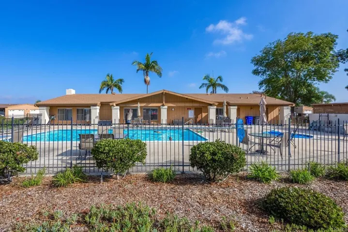 4391 Albatross Way, Oceanside, California 92057