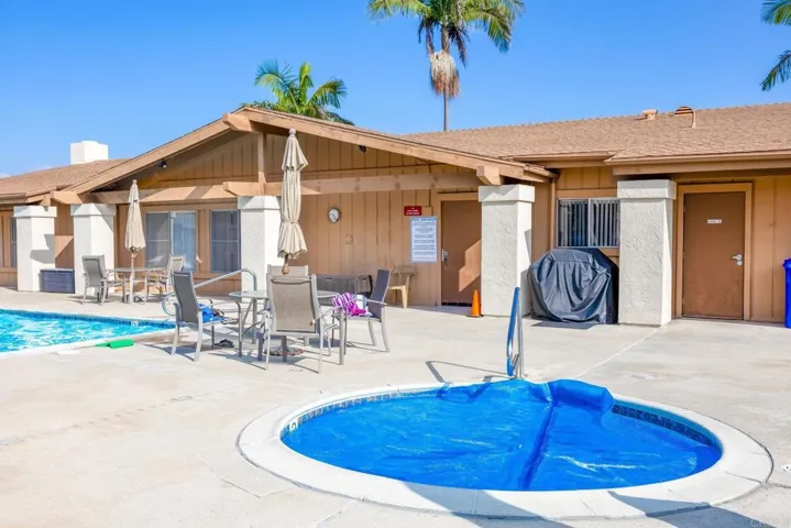 4391 Albatross Way, Oceanside, California 92057
