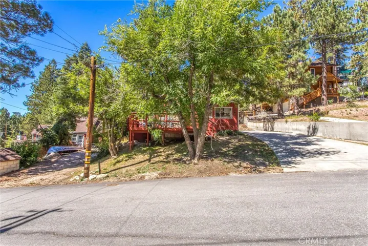 788 Tulip Drive, Green Valley Lake, California 92341