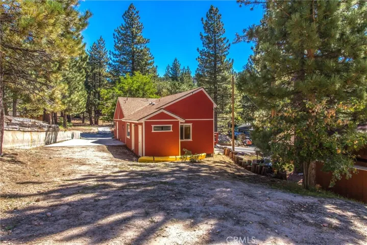 788 Tulip Drive, Green Valley Lake, California 92341