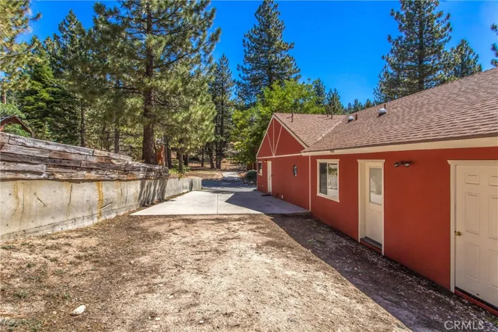 788 Tulip Drive, Green Valley Lake, California 92341