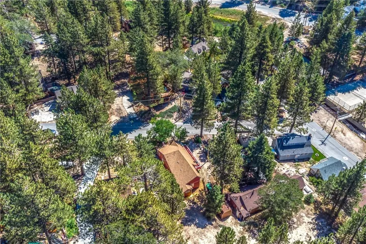 788 Tulip Drive, Green Valley Lake, California 92341