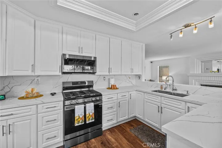 2552 Steven Drive, Corona, California 92879