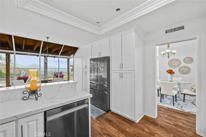 2552 Steven Drive, Corona, California 92879