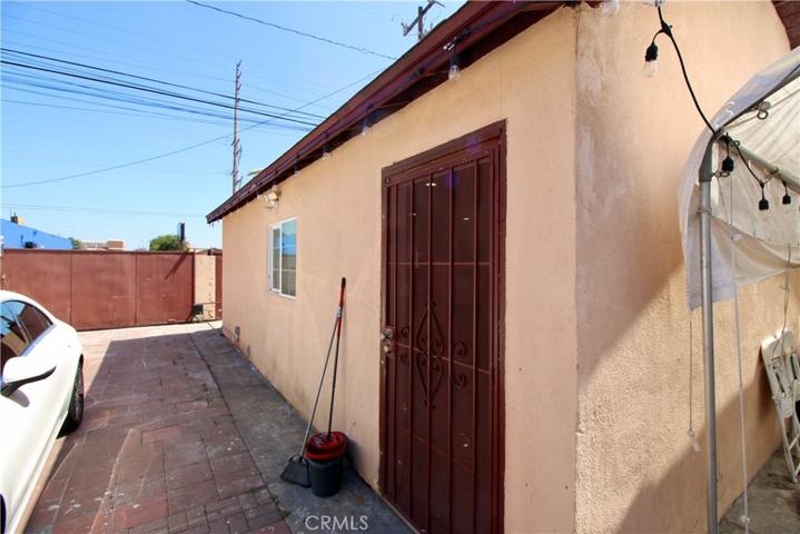 5834 Gardenia Avenue, Long Beach, California 90805