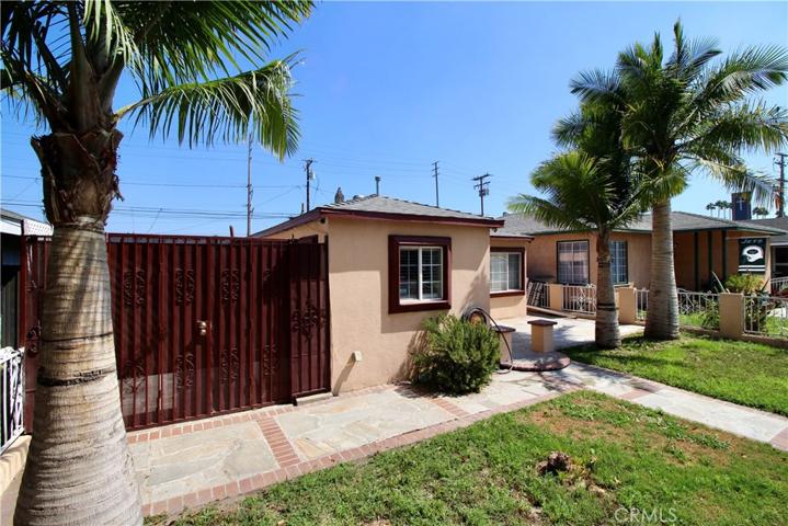 5834 Gardenia Avenue, Long Beach, California 90805