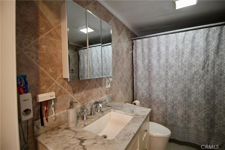 5834 Gardenia Avenue, Long Beach, California 90805