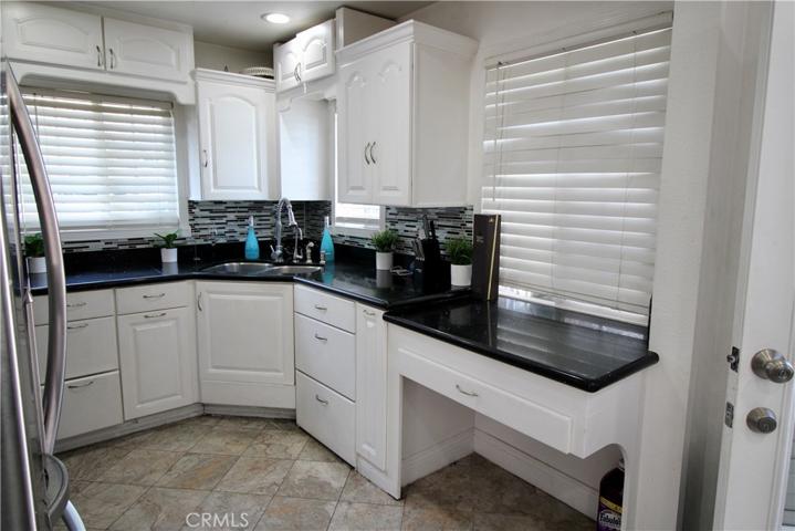 5834 Gardenia Avenue, Long Beach, California 90805