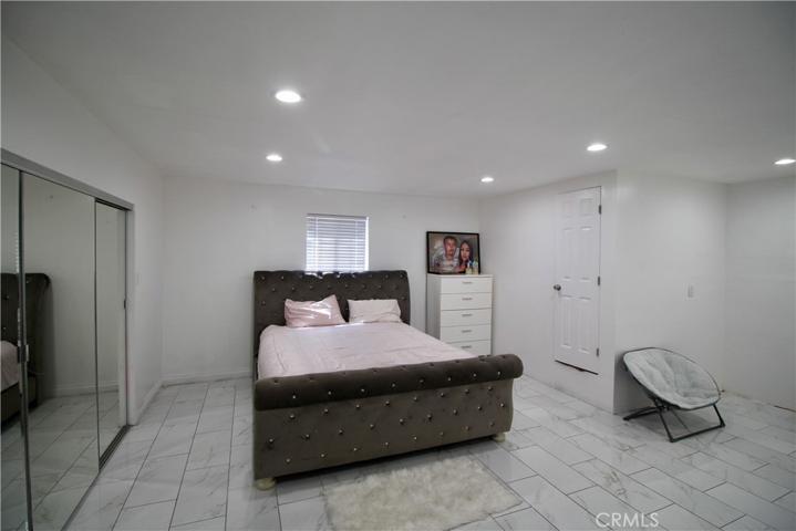 5834 Gardenia Avenue, Long Beach, California 90805