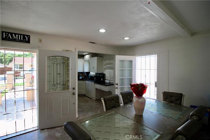 5834 Gardenia Avenue, Long Beach, California 90805